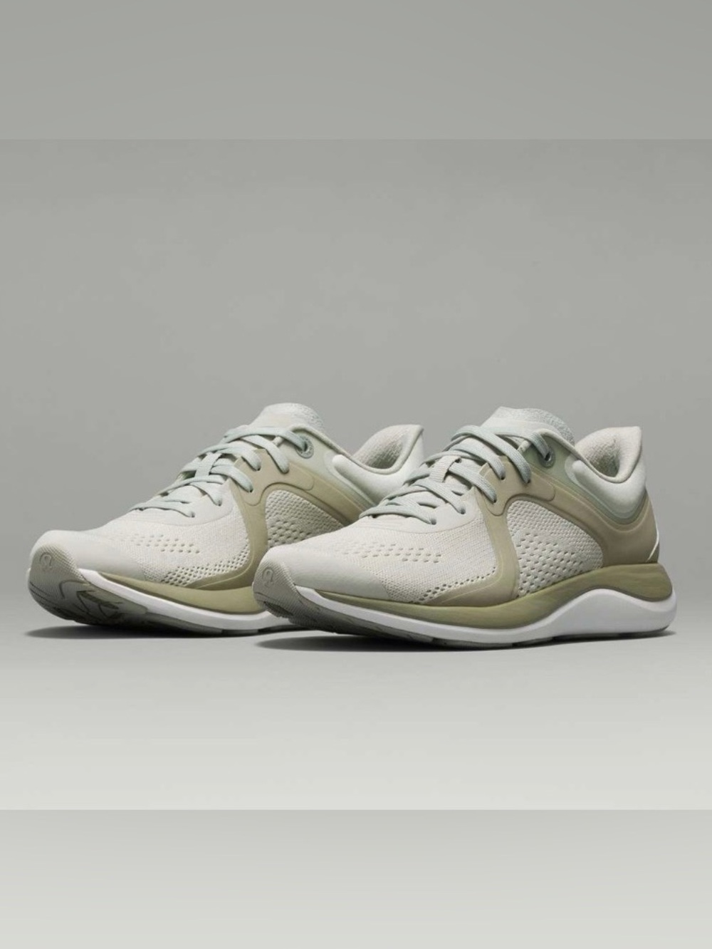NIB New Lululemon Chargefeel Low Womens Workout Shoe Light Sage / Green Fern / W